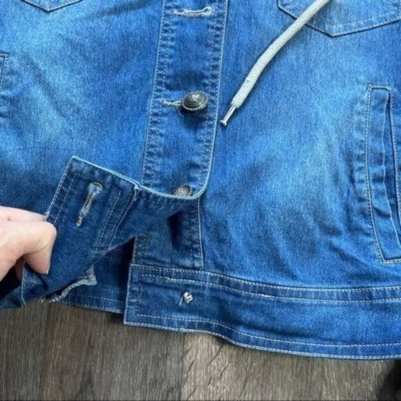 Audrey Ann Denim Hooded Jacket Size M Jean Jacket - Picture 8 of 11